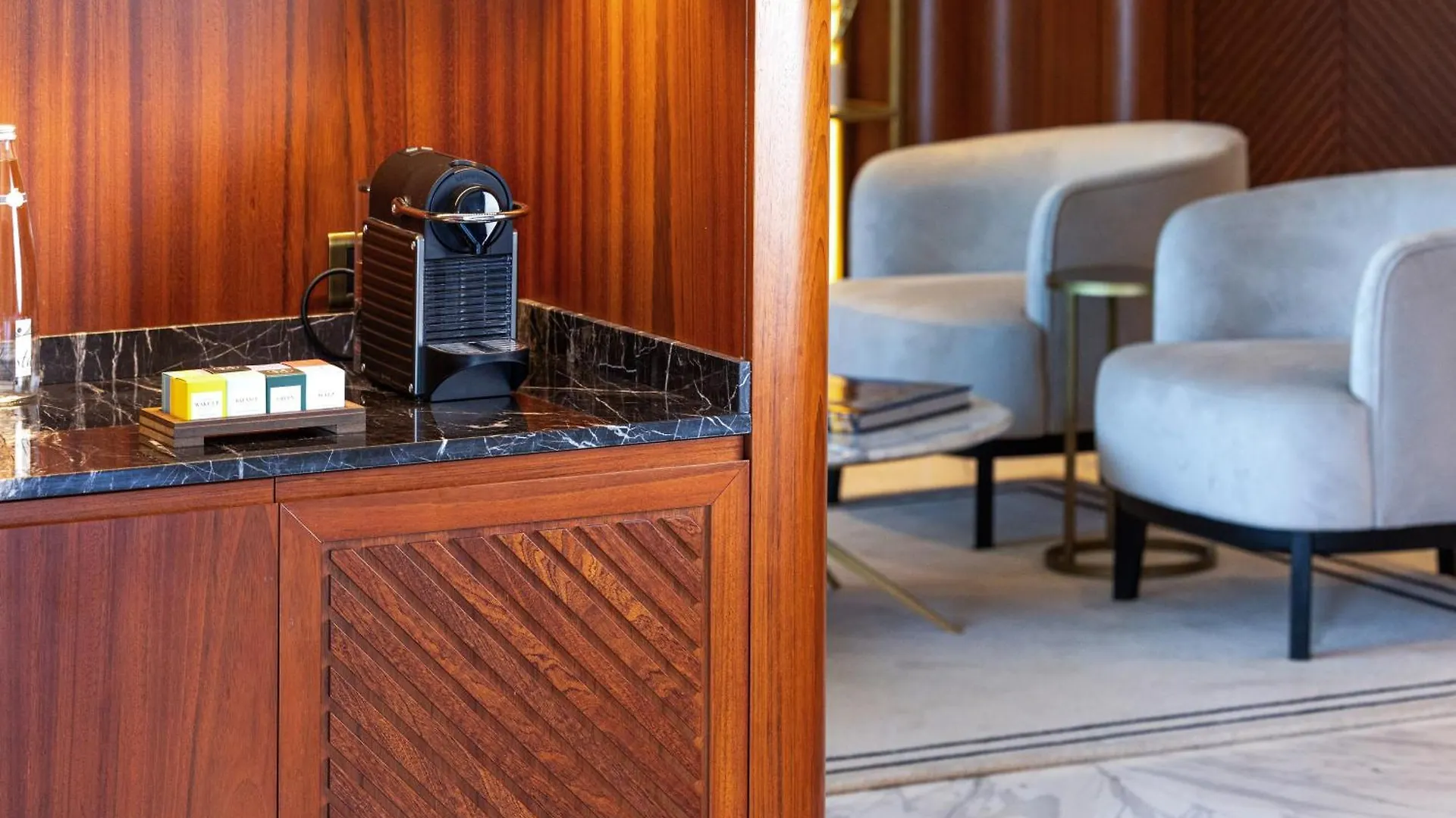 The Maestro Hotel Стамбул